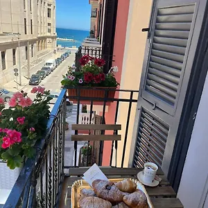Mariamora , Bari Italia